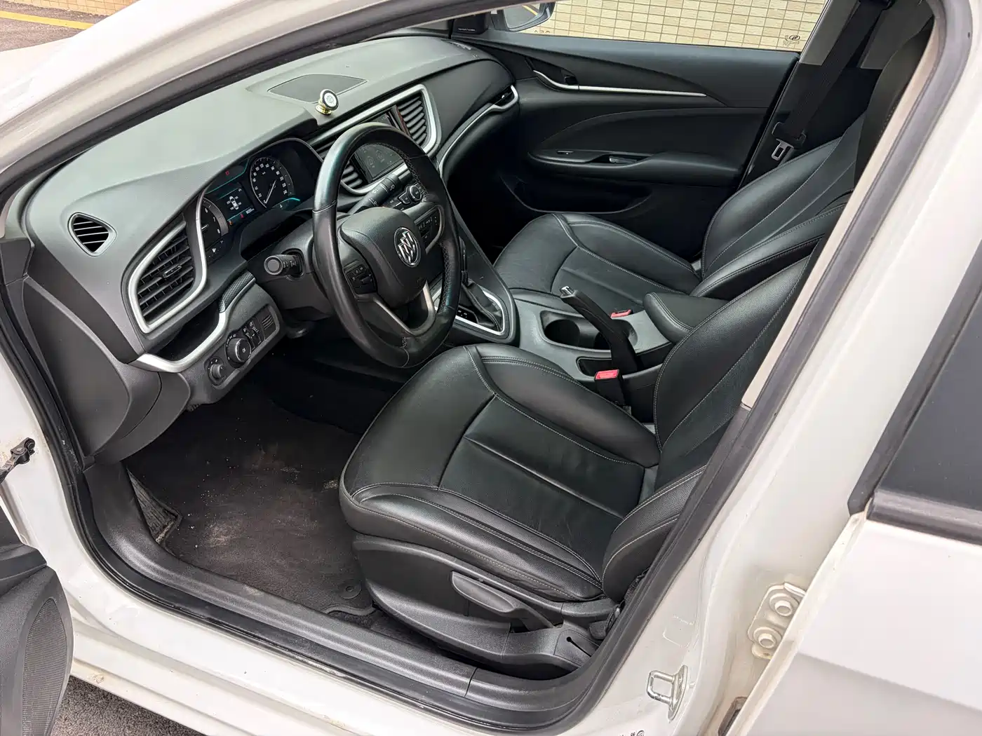 Buick Excelle 2019 18T Auto Connected Elite China VI фото 4