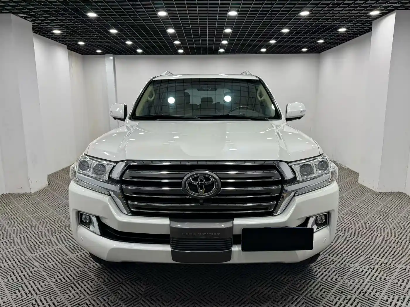 Toyota Land Cruiser (Import) фото 2