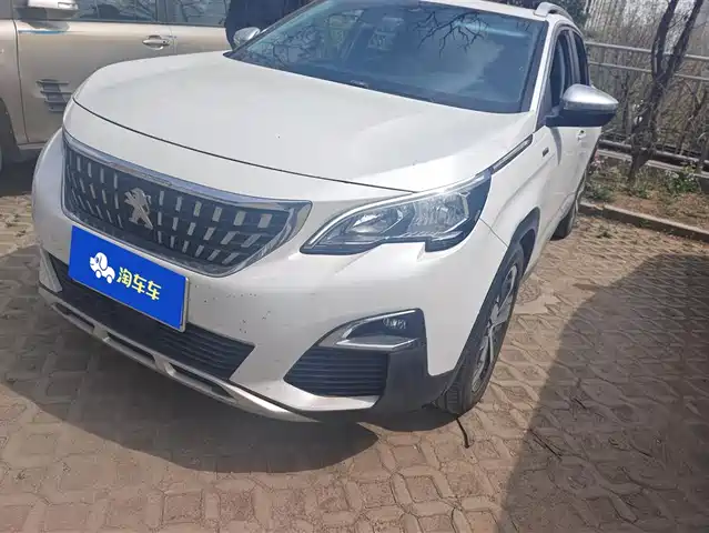 PEUGEOT 4008