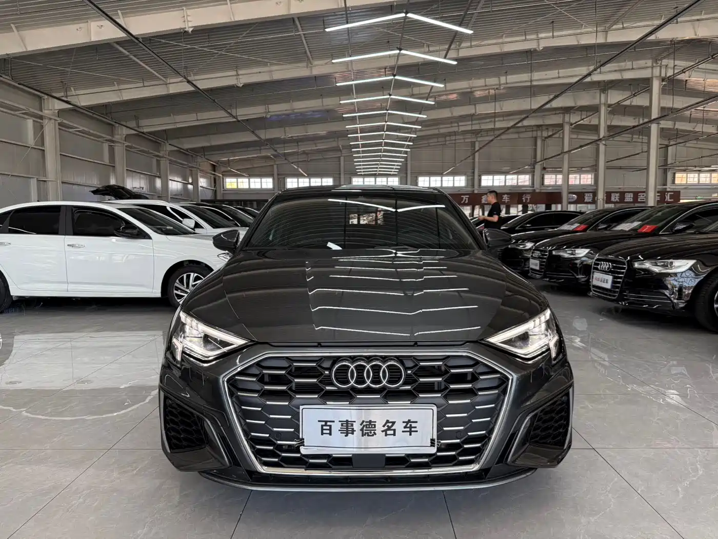 Audi A3 2023 A3L Limousine 35 TFSI Fashion Sport фото 2