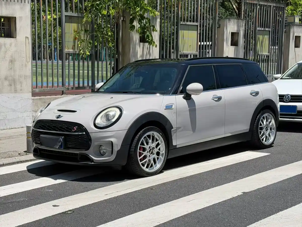 MINI CLUBMAN 2016 2.0T COOPER S Geek Edition