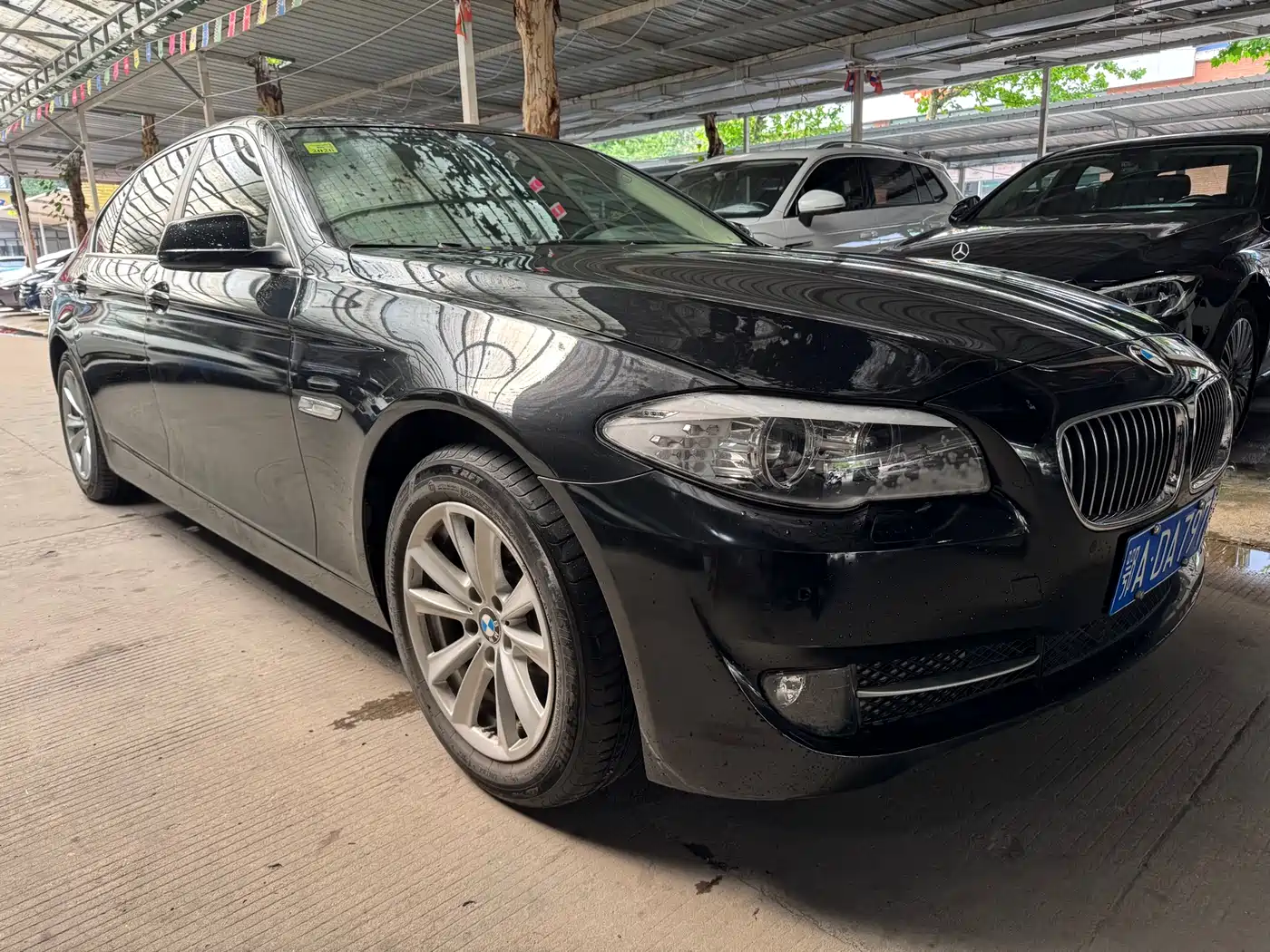 BMW 5 Series 2013 525Li Luxury фото 3