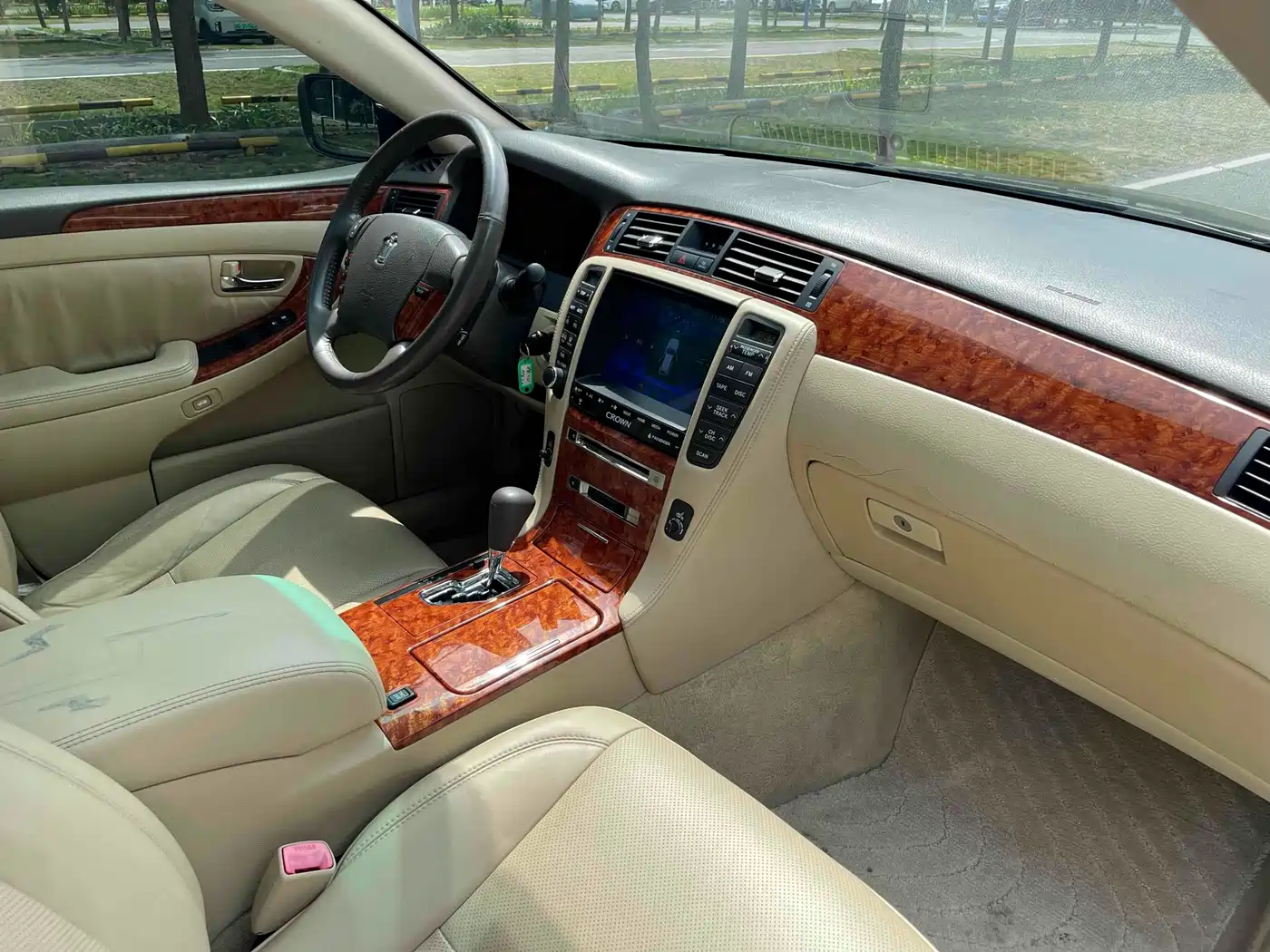 Toyota Crown 2009 2.5L Royal Special Navigation Edition фото 17