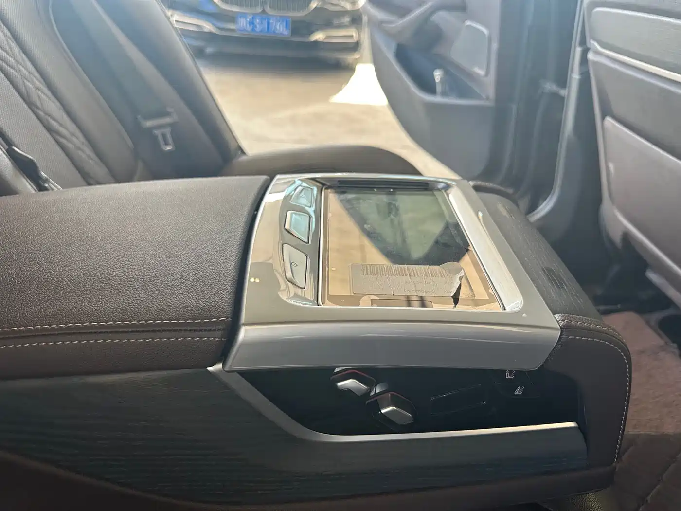 BMW 5 Series 2021 530Li Leading Luxury Package фото 19