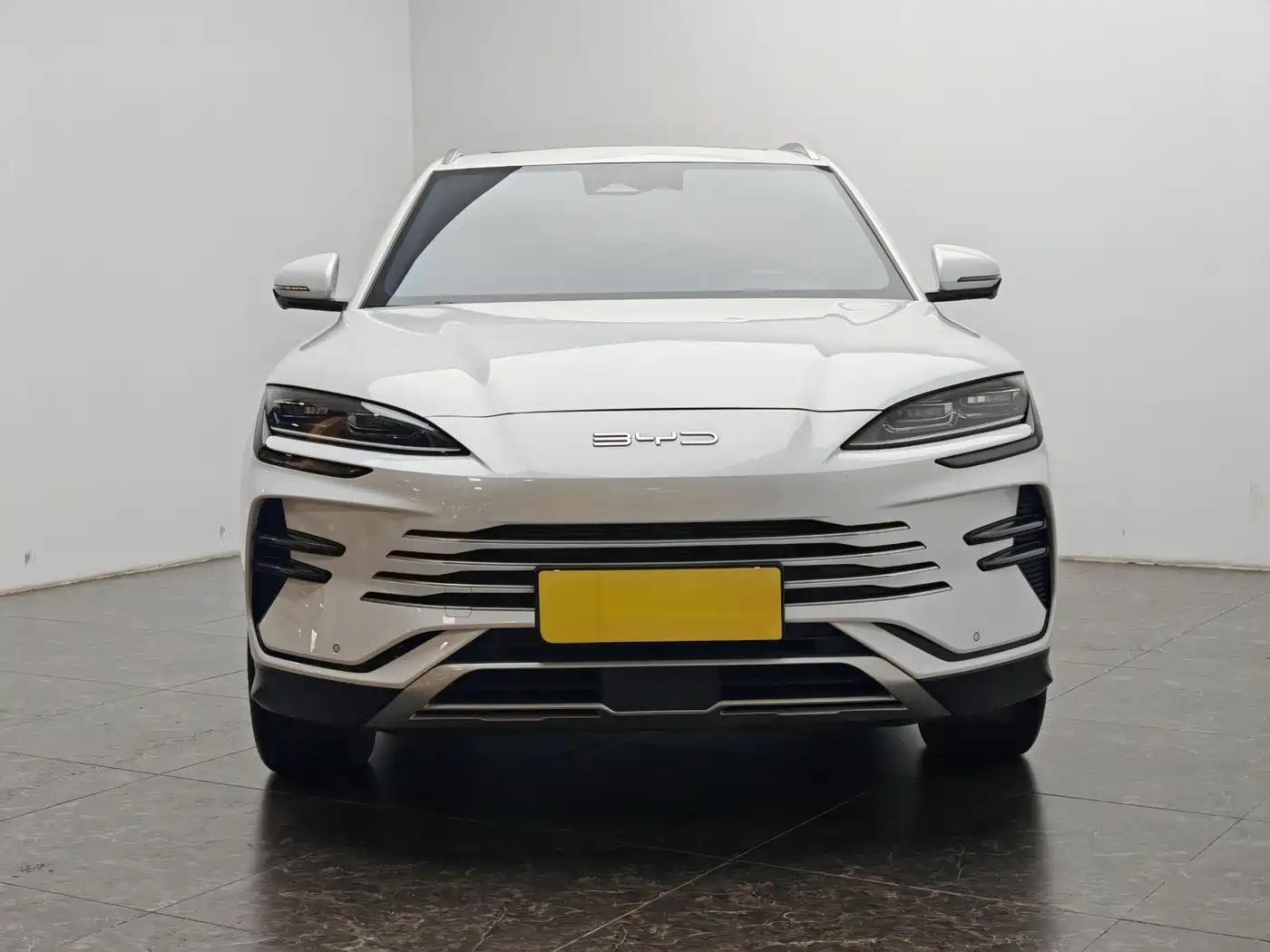 BYD Song PLUS PHEV 2024 Glory Edition DM-i 110km Flagship PLUS фото 5