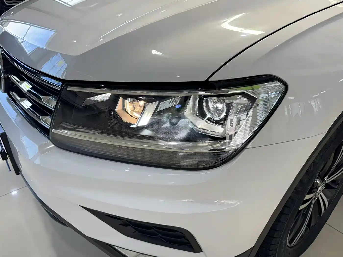 Volkswagen Tiguan L 2019 330TSI Automatic 2WD Trend Edition China VI фото 12