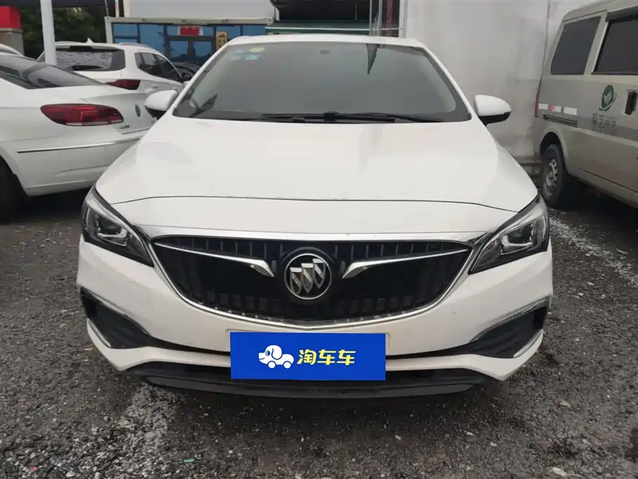 Buick Verano 2018 Sedan 15S Automatic Leading фото 2