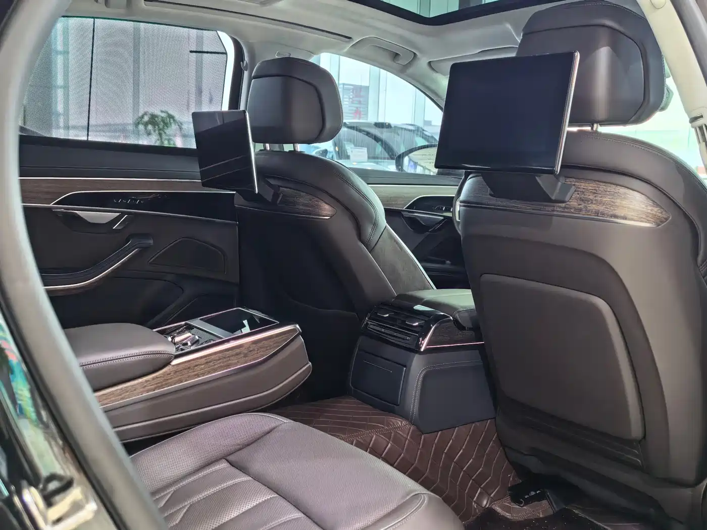 Audi A8 2023 A8L 55 TFSI quattro Flagship фото 8
