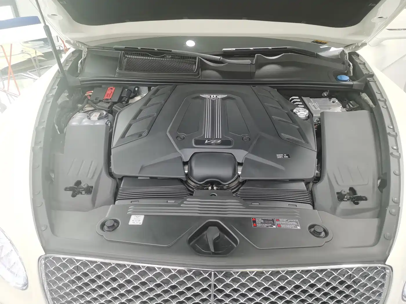 Bentley Bentayga 2026 2022 4.0T V8