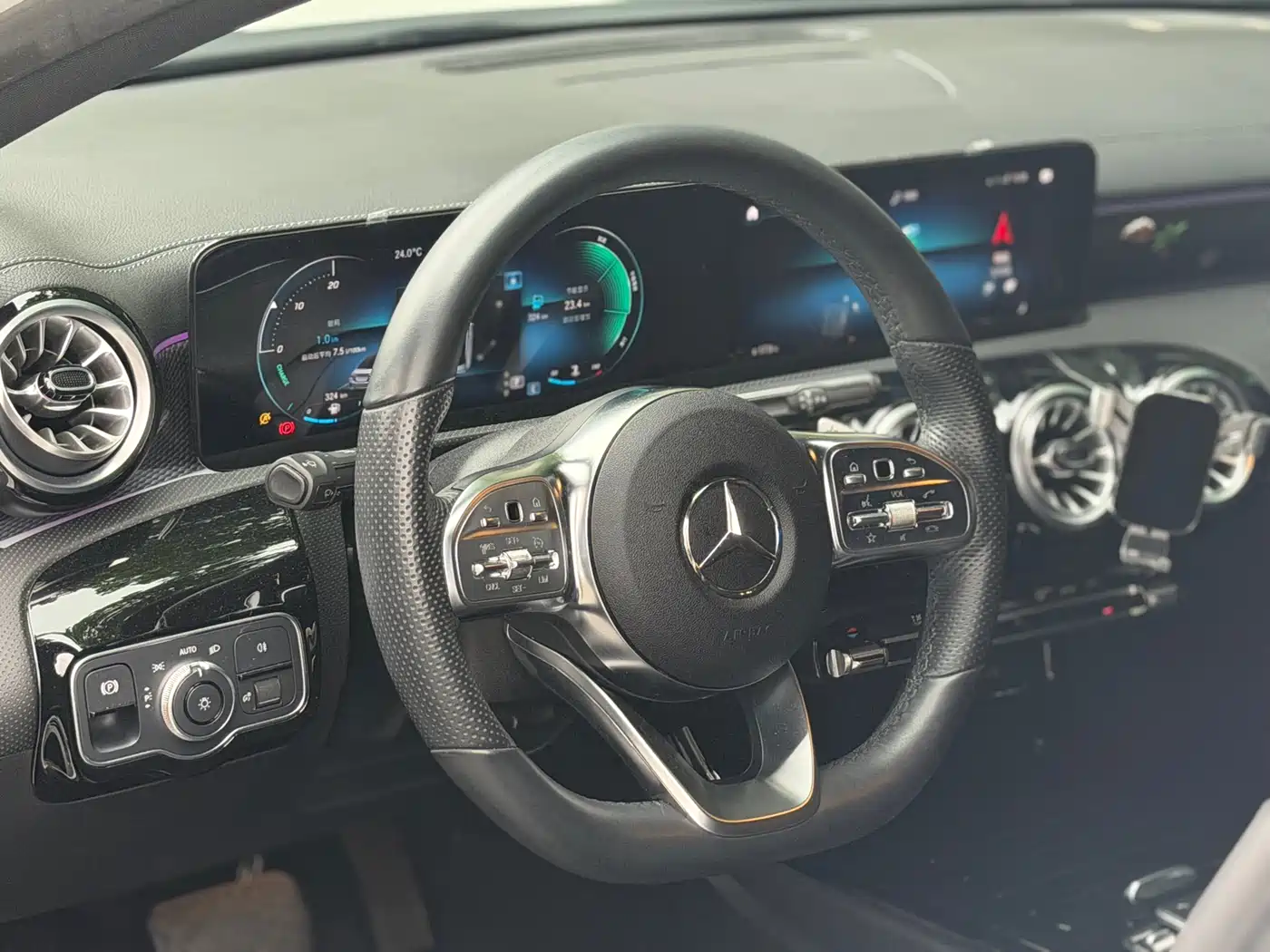 Mercedes-Benz A-Class 2022 Facelift II A 200 L Sport Sedan Fashion фото 4