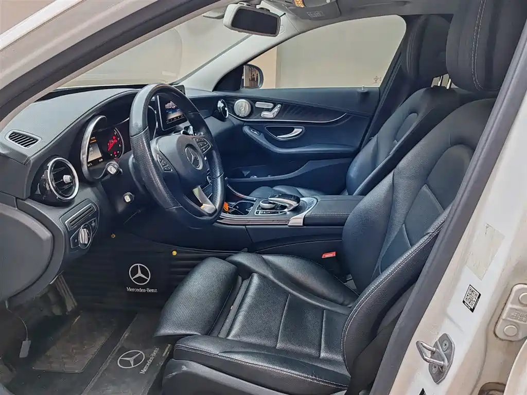 Mercedes-Benz C-Class 2017 C 200 L Sport фото 13