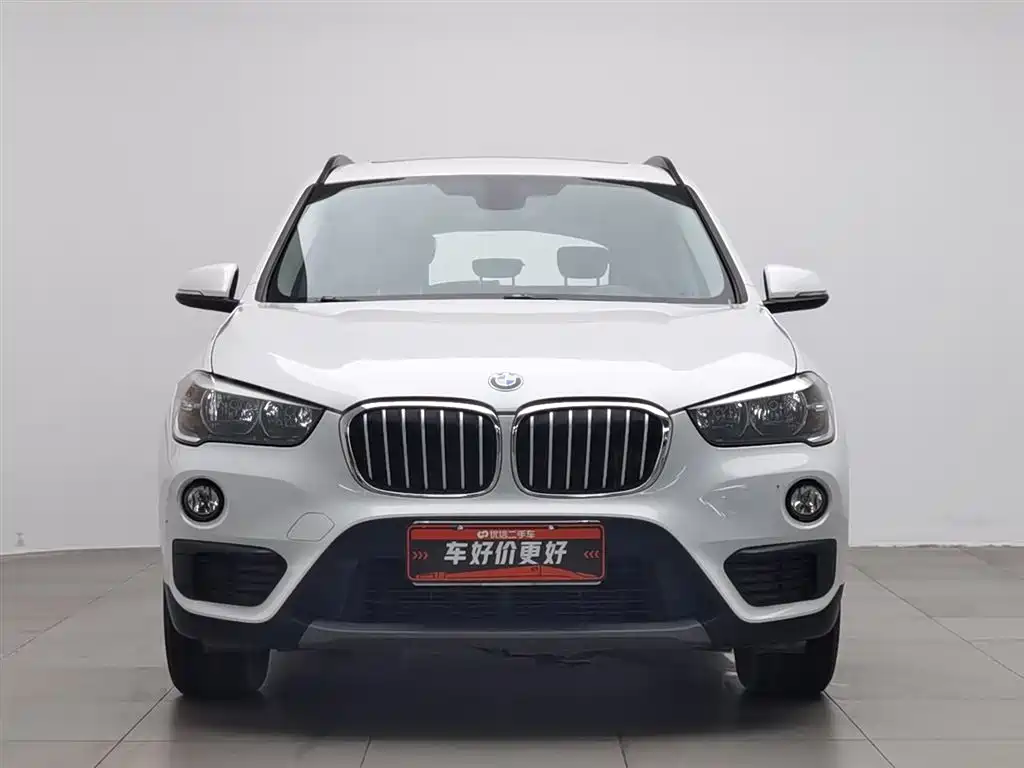 BMW X1 2016 sDrive18Li Fashion Model фото 3