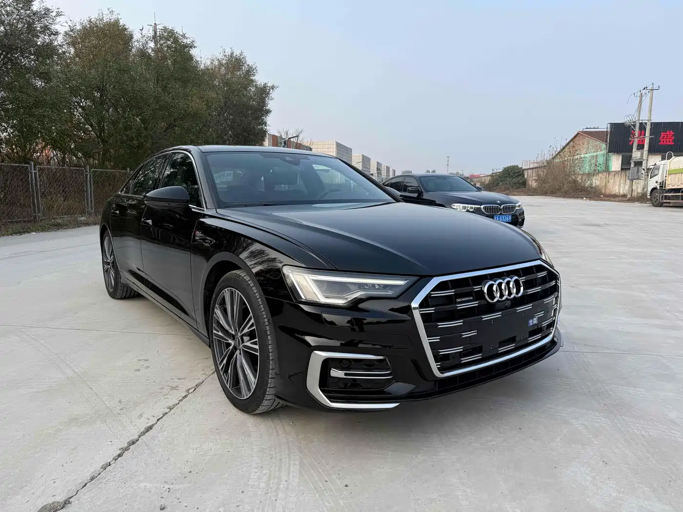 Audi A6L 2023 45 TFSI Premium Selection Dynamic фото 3