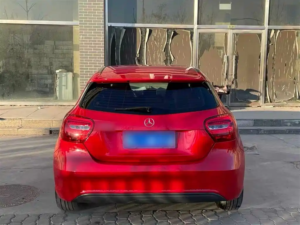 Mercedes-Benz A-Class (Import) 2017 A 180 фото 7