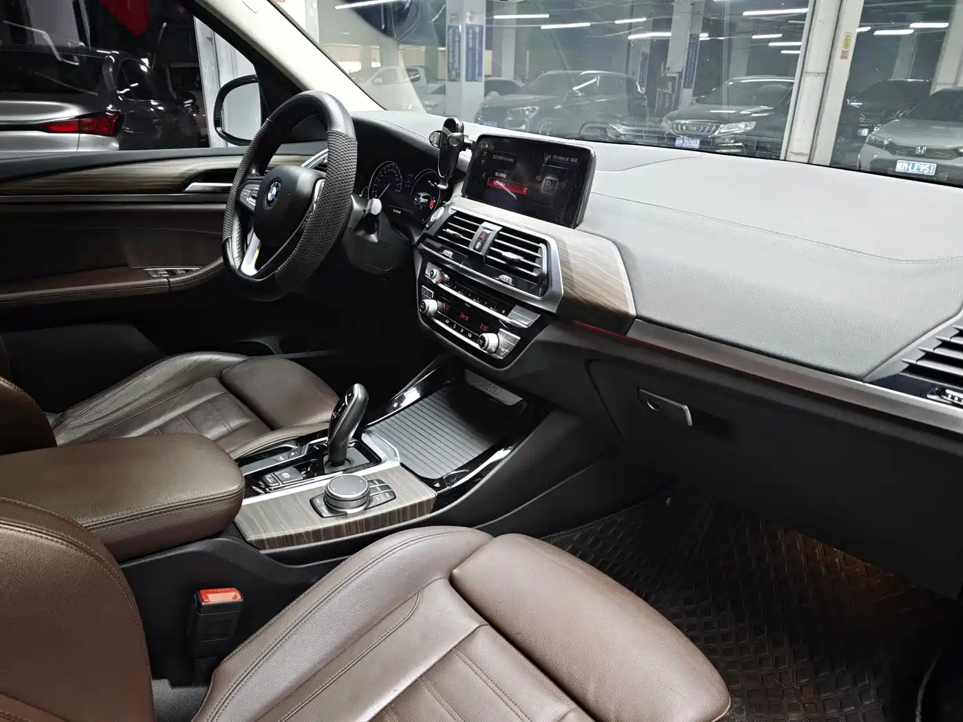 BMW X3 2019 xDrive28i Luxury Package фото 10
