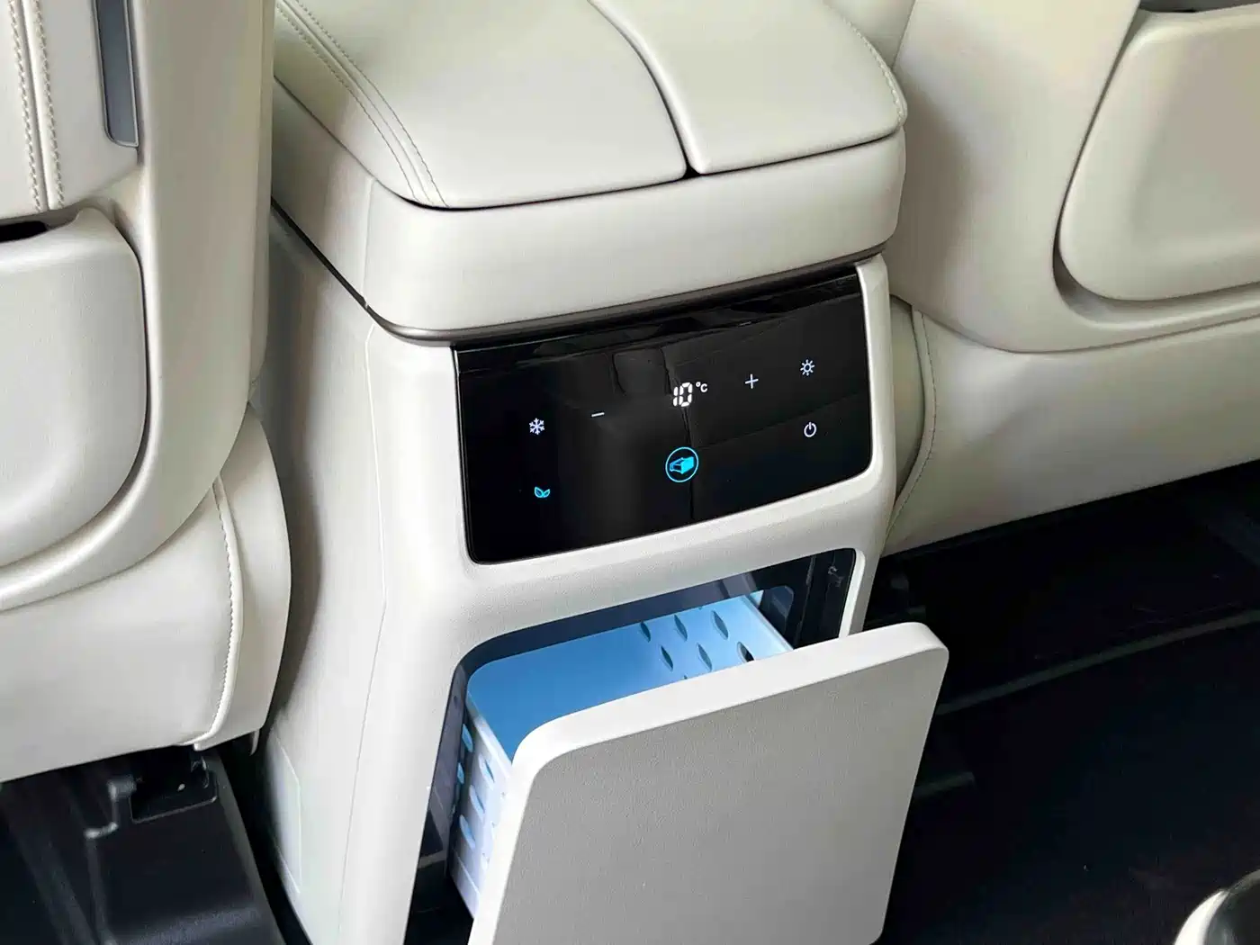 WEY Alpine 2025 2025 AWD Alpine 8