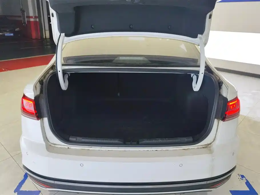 Volkswagen Bora 2023 200TSI DSG Yuexing PRO Edition фото 4