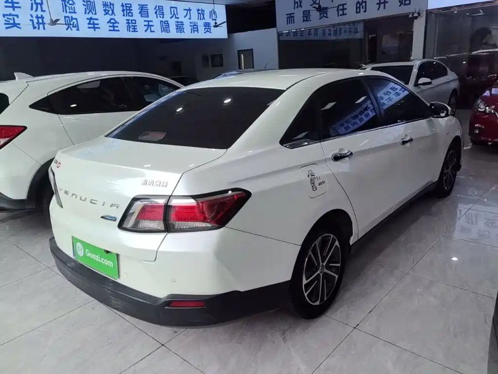 Venucia D60 2019 2019 100K Glory 1.6L XE CVT Chen Xiang Edition China VI