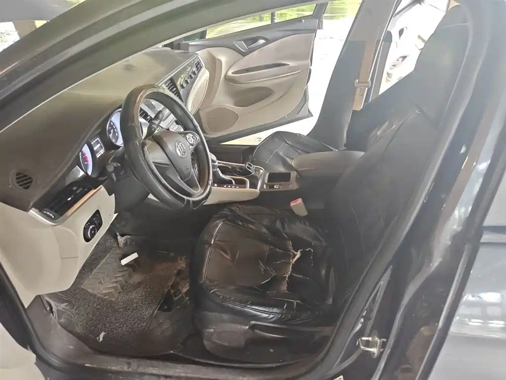 Buick Verano 2015 Sedan 15S Automatic Progressive фото 16