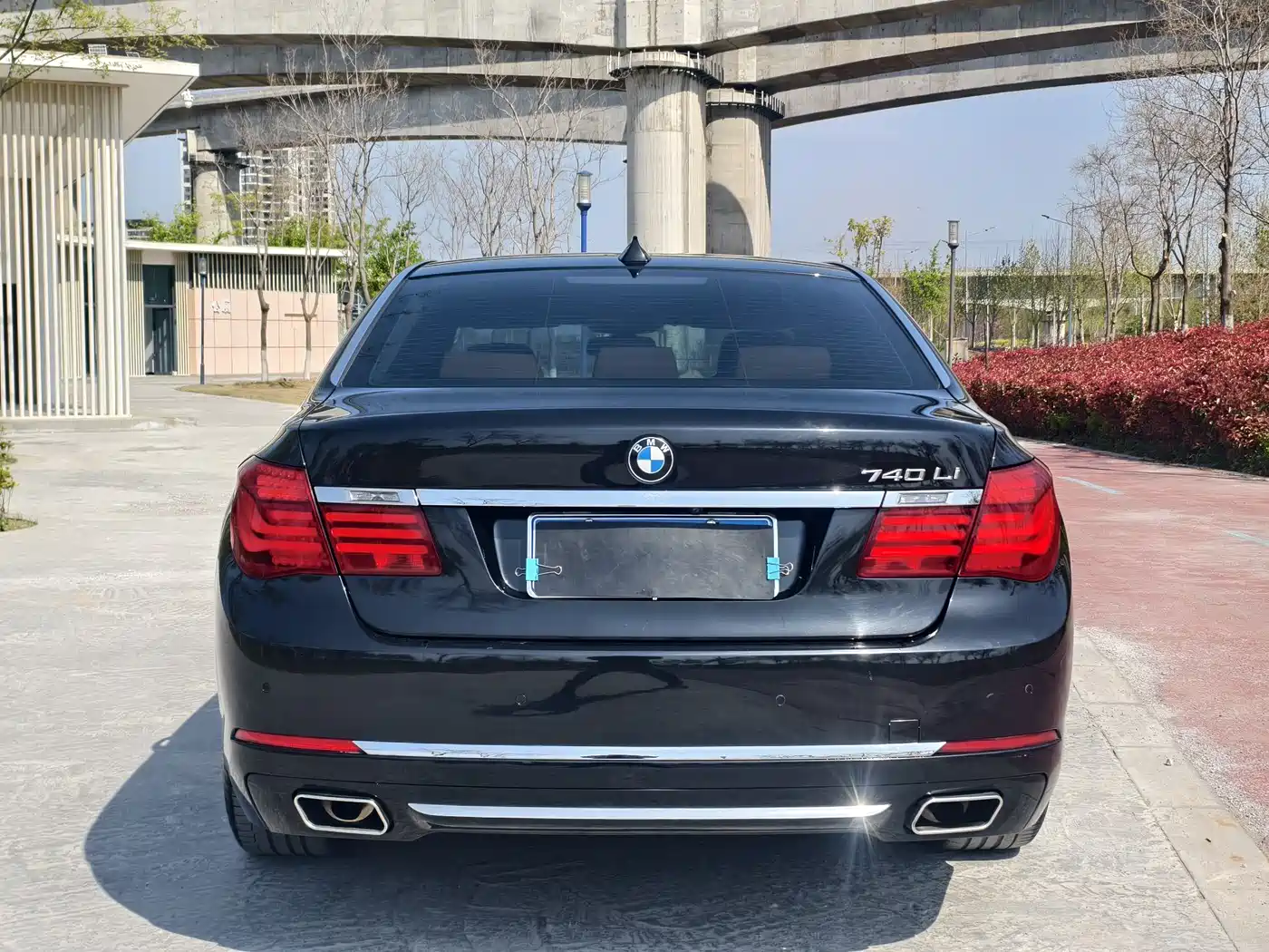 BMW 7 Series 2013 Model 730Li Leading фото 5