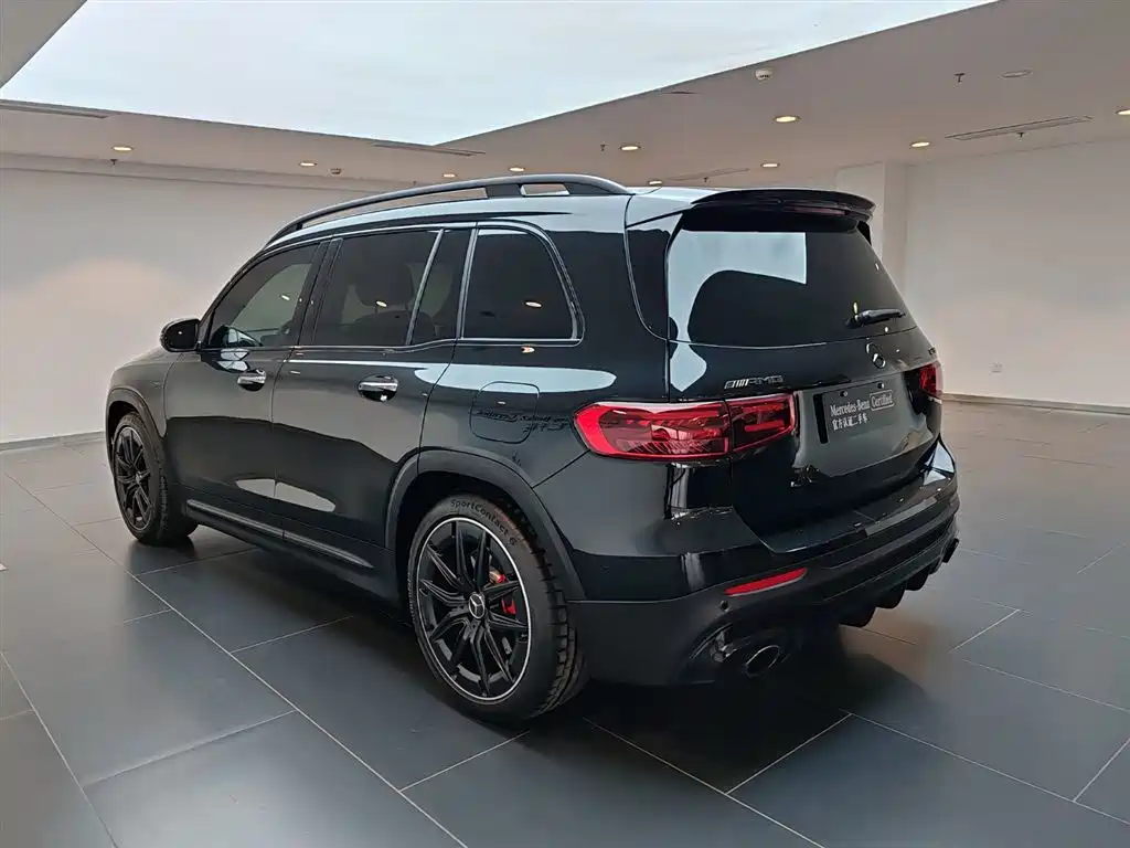 MERCEDES-BENZ GLB AMG