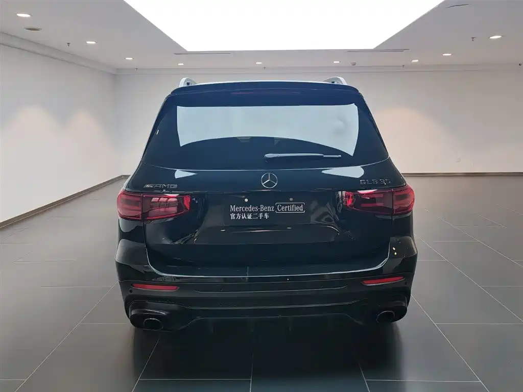 MERCEDES-BENZ GLB AMG