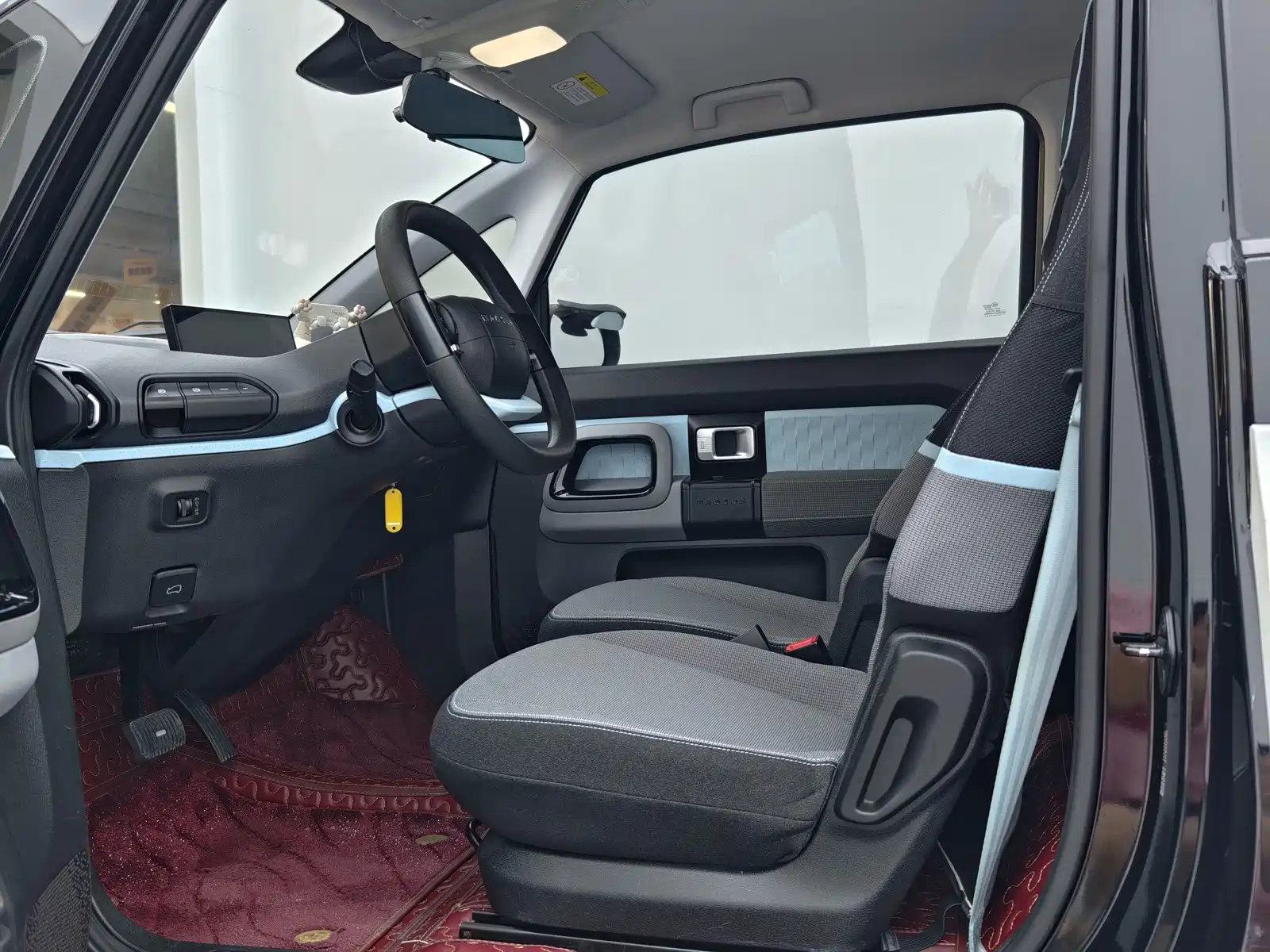 Фото 11 - Baojun E300