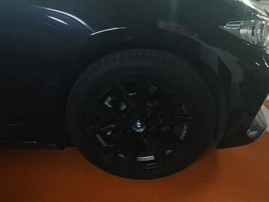 BMW i3 2024 eDrive 35 L фото 6