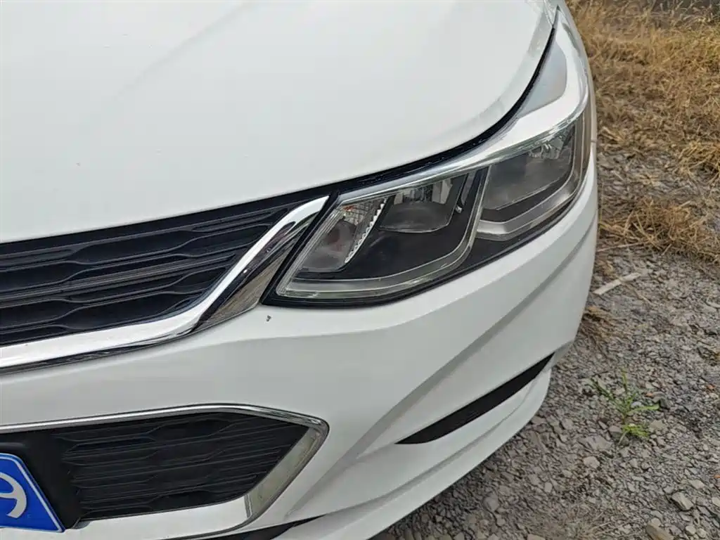 Chevrolet Cruze 2018 320 Automatic Pioneer Sunroof Edition фото 23