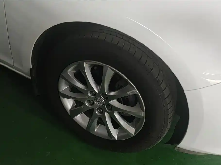 Buick Excelle 2014 XT 1.6L Automatic Fashion фото 6