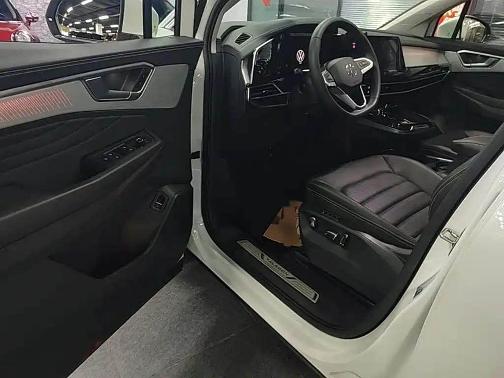 Volkswagen Talagon 2021 380TSI 4WD Luxury Premium Edition Pro фото 16