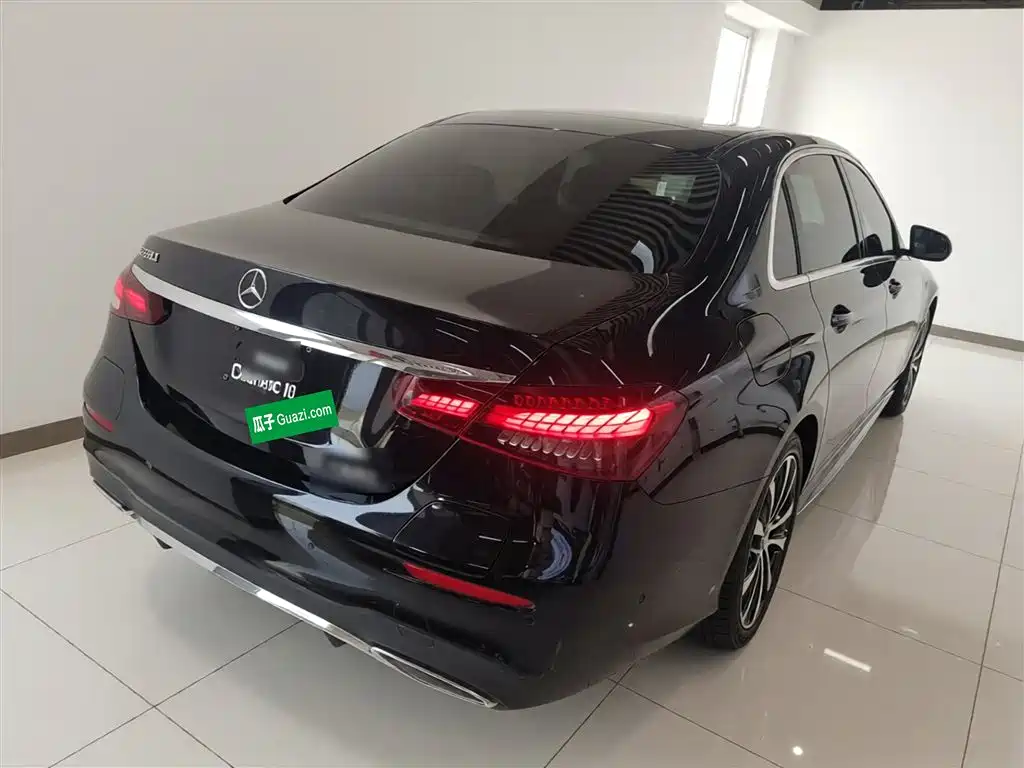 Mercedes-Benz E-Class New Energy 2023 E 350 e L Plug-in Hybrid Sport Sedan фото 5