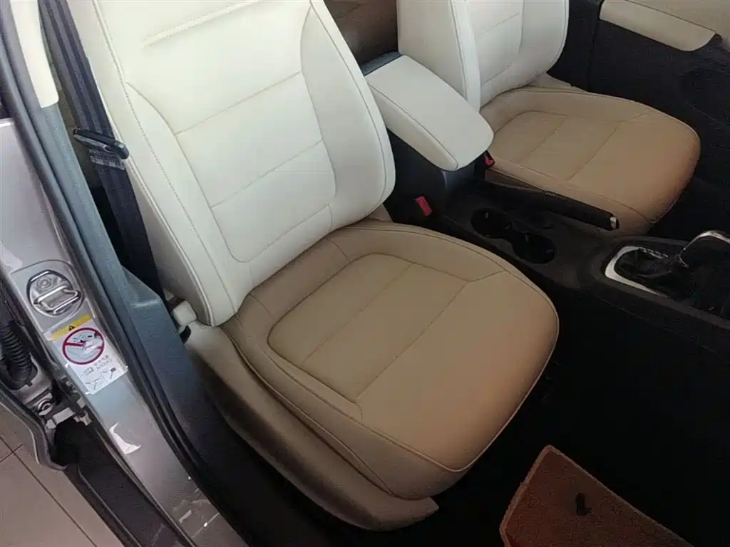 Volkswagen Sagitar 2014 Facelift 1.4TSI Automatic Luxury фото 25