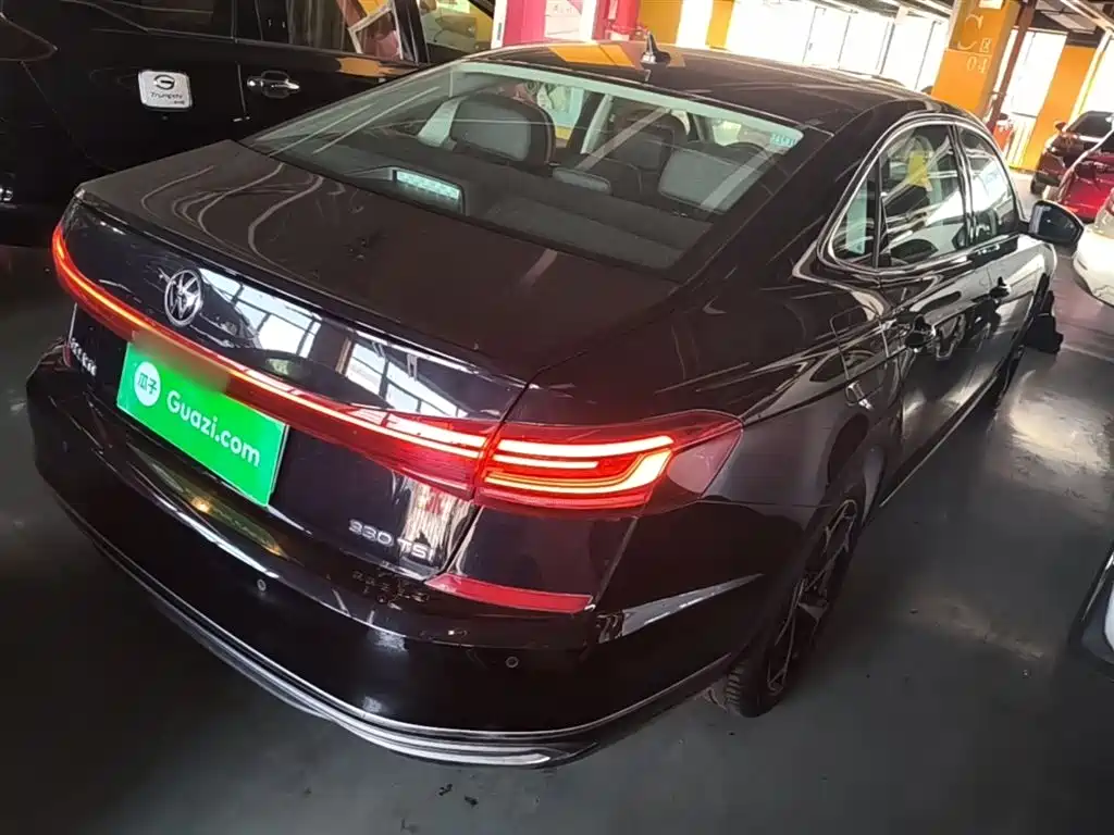 Volkswagen Passat 2024 330TSI Starlight Elite Edition фото 7