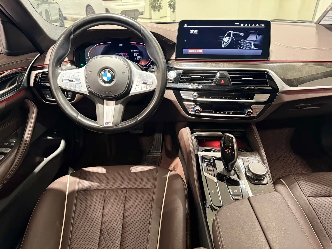 BMW 5 Series 2022 Model Second Facelift 525Li M Sport Package фото 13