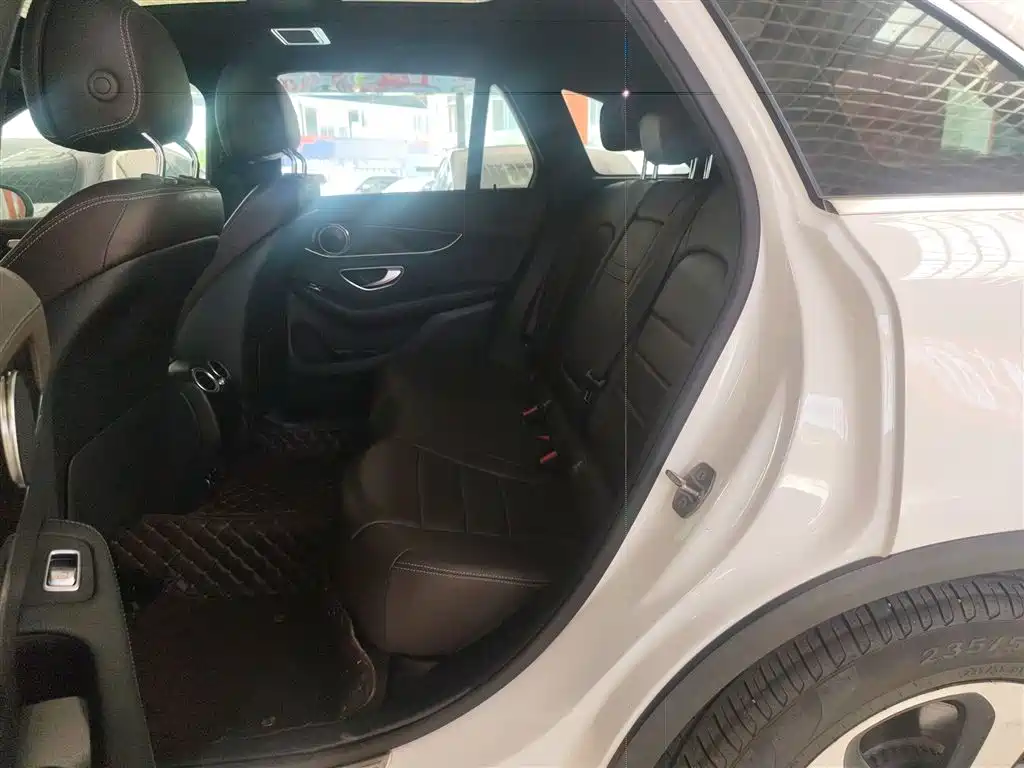 Mercedes-Benz GLC 2019 GLC 260 L 4MATIC Luxury фото 13