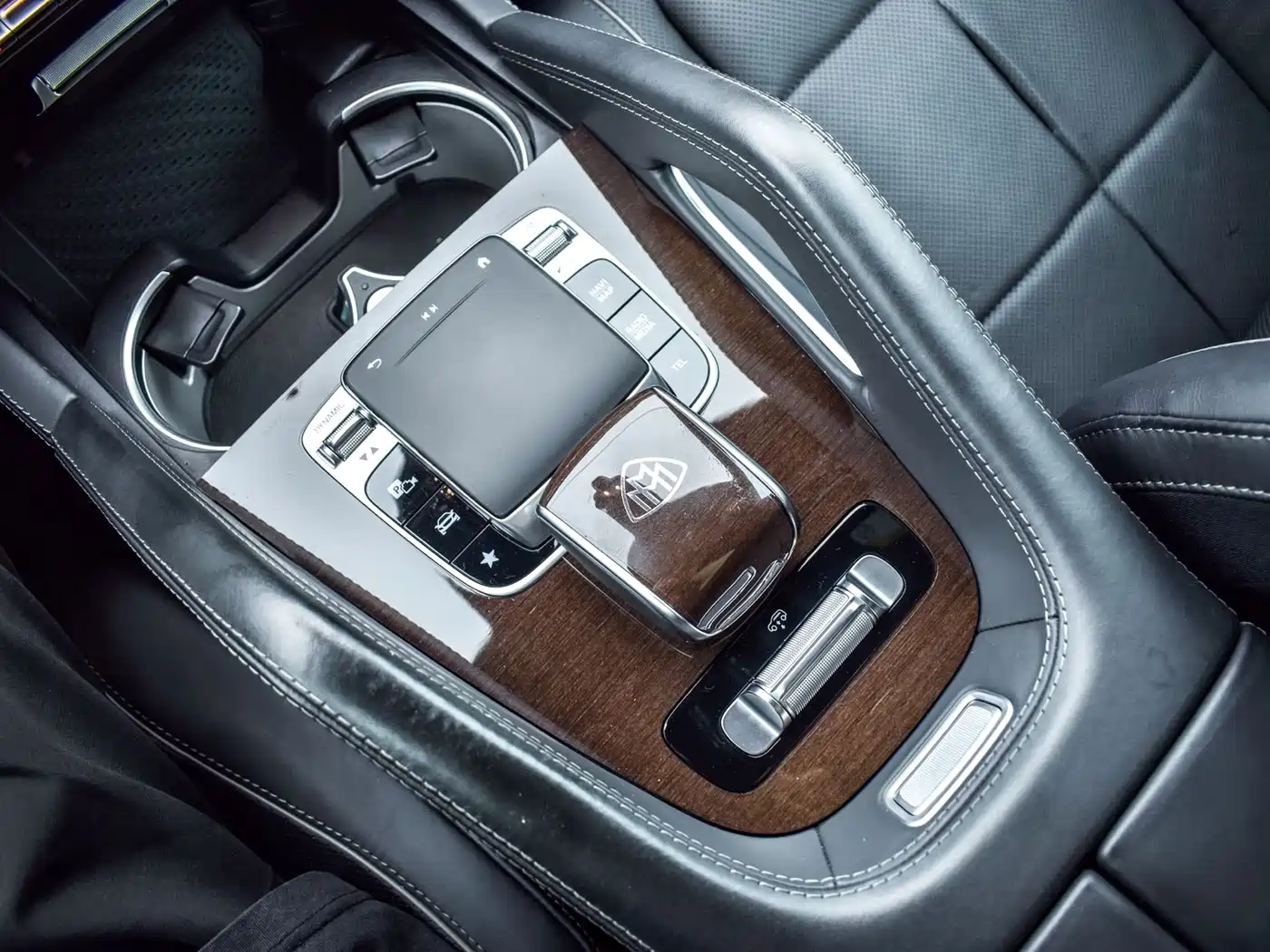Mercedes-Benz Maybach GLS 2021 GLS 600 4MATIC Ritual Edition фото 10