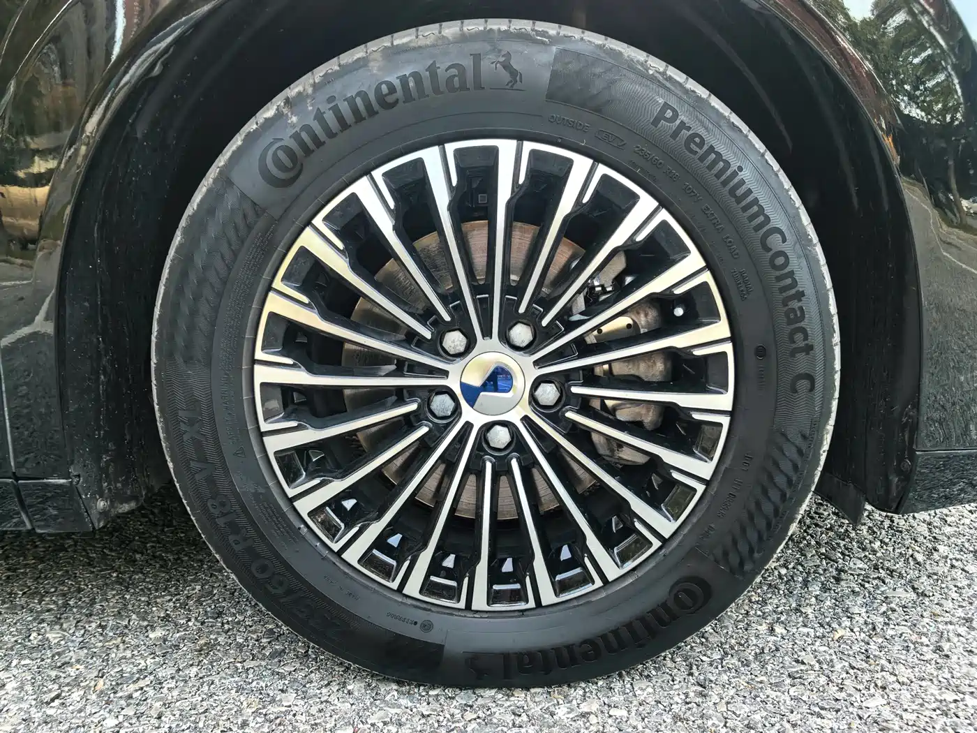 Denza D9 2024 DM-i 980 AWD Prestige фото 21