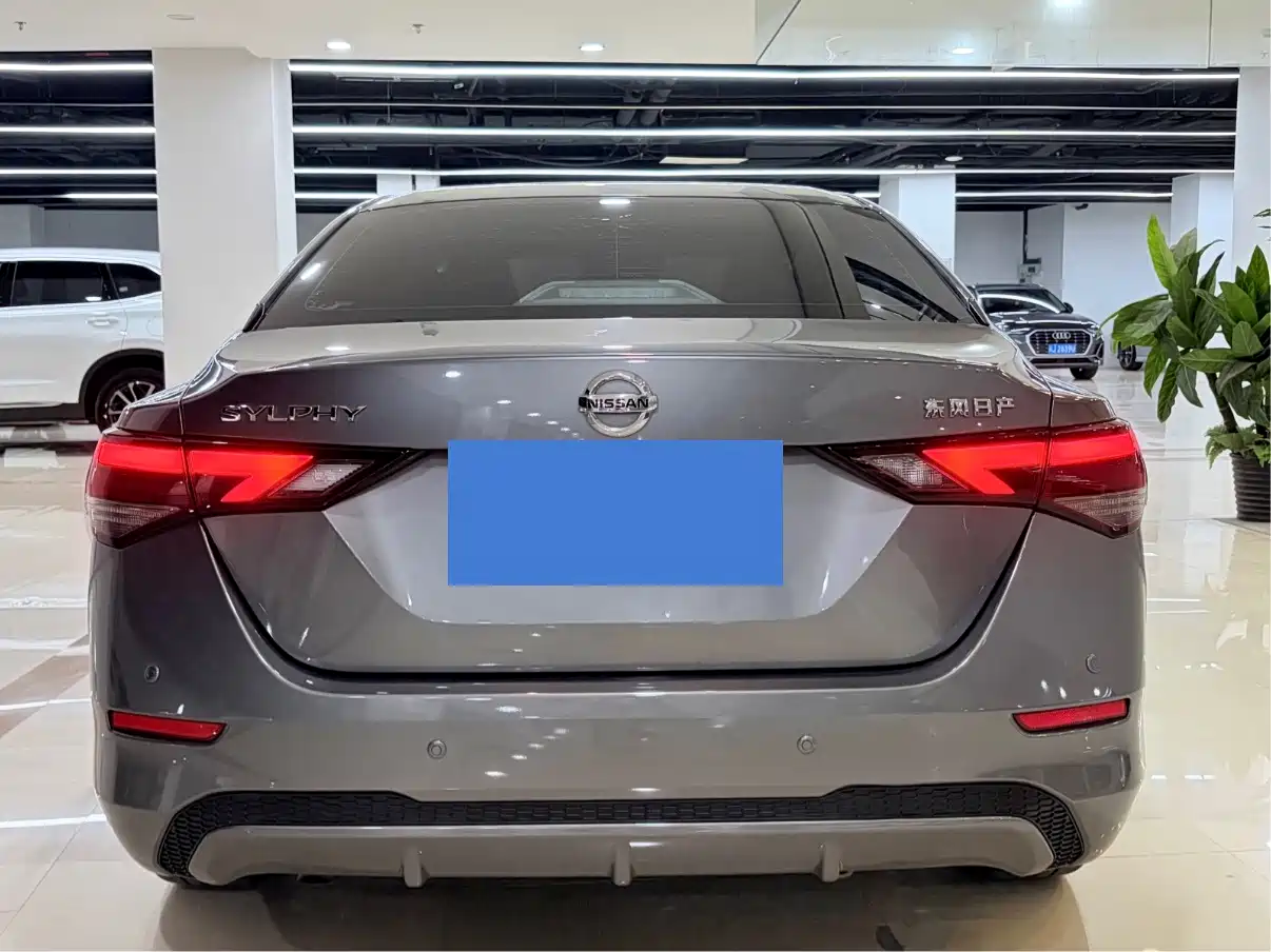 Nissan SYLPHY, миниатюра 5