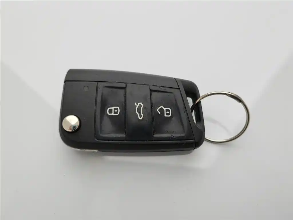 Volkswagen Golf 2015 1.6L Automatic Comfort фото 19