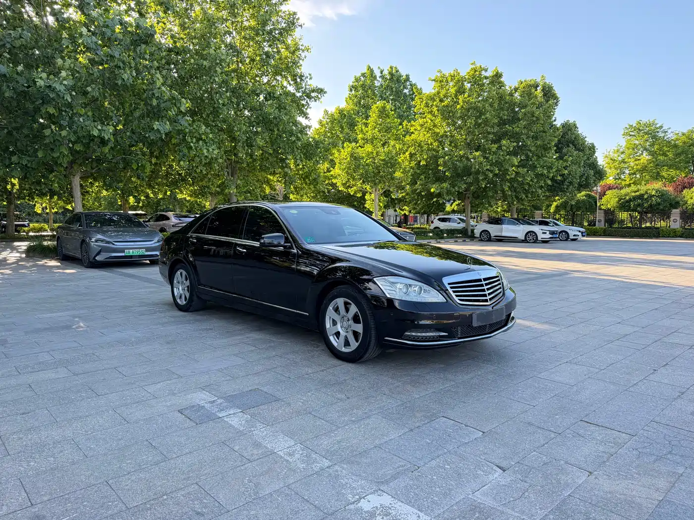Mercedes-Benz S-Class 2012 S 300 L Business Grand Edition фото 3