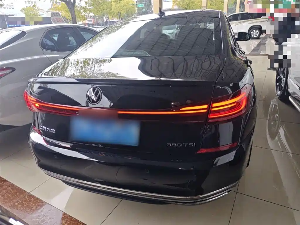 Volkswagen Passat 2025 Outstanding 380TSI Dragon Soaring Edition фото 6