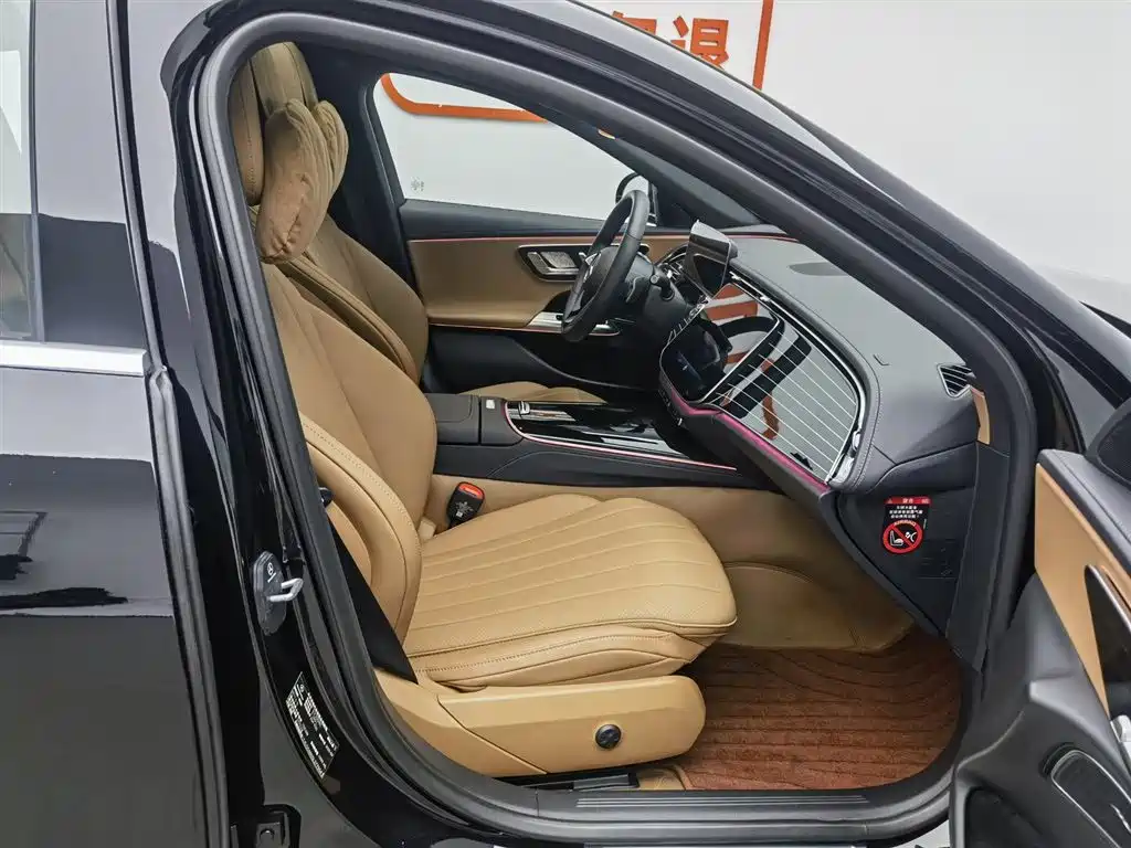 Mercedes-Benz E-Class 2025 Facelift E 260 L фото 23