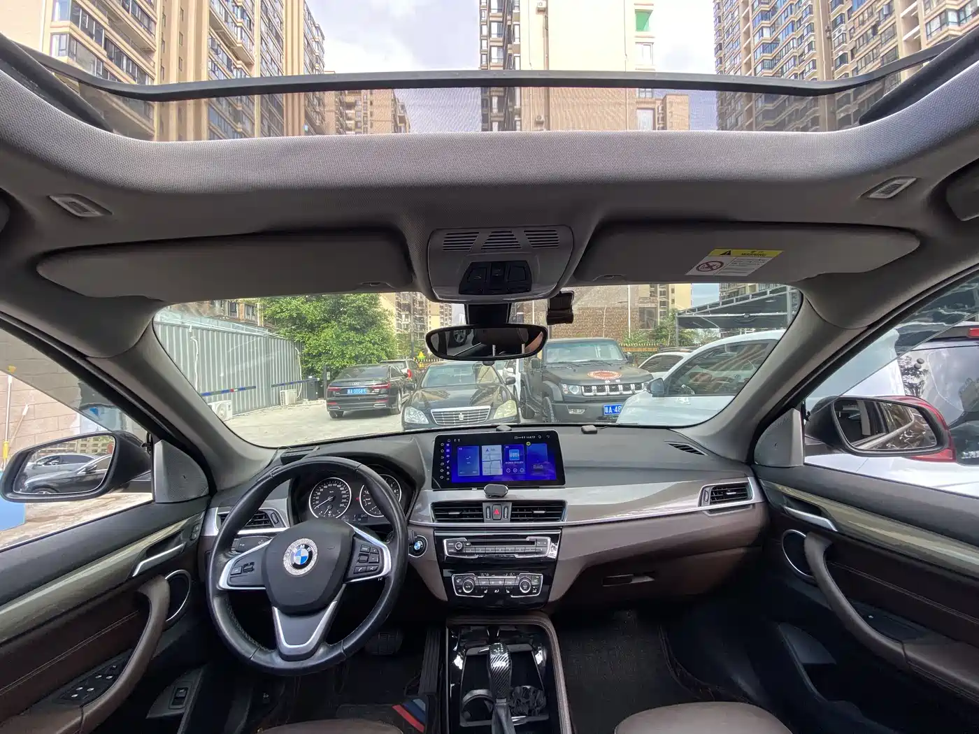 BMW X1 2018 xDrive20Li Luxury Model фото 13