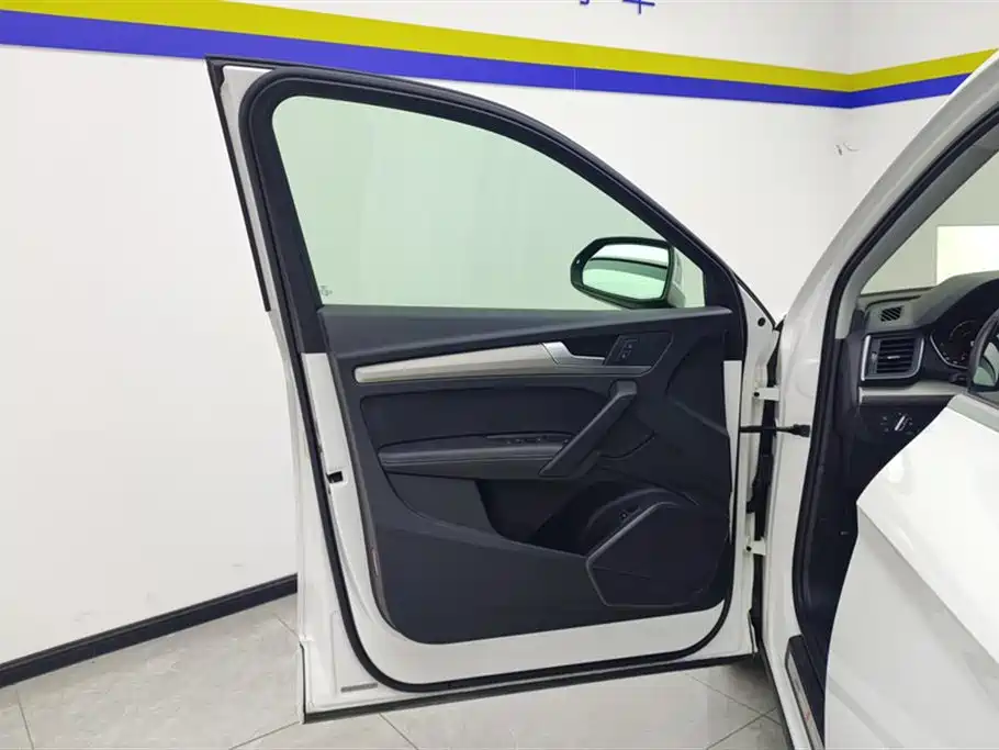 Audi Q5L 2020 45 TFSI Exclusive Fashion фото 7