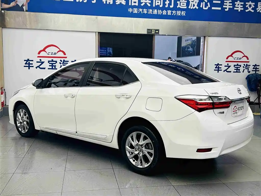 Toyota Corolla 2017 Facelift 1.2T S-CVT GL-i Leather Edition фото 7