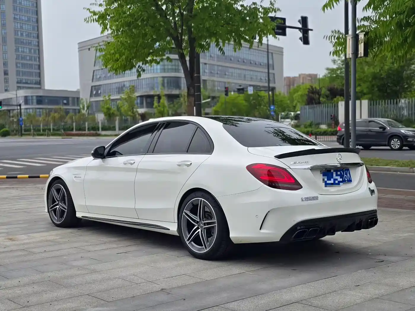 MERCEDES-BENZ C-CLASS AMG