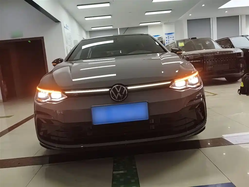 Volkswagen Golf 2023 Facelift 280TSI DSG R-Line Lite фото 3