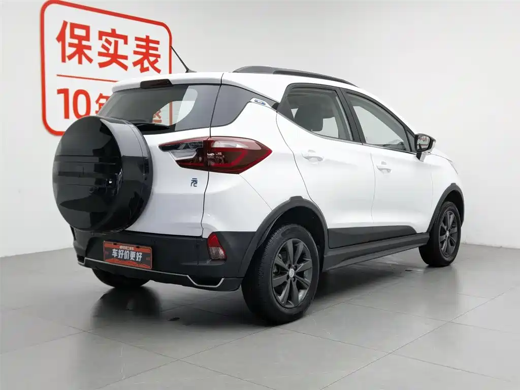 BYD Yuan New Energy 2019 EV360 Smart Connect Premium Edition фото 2