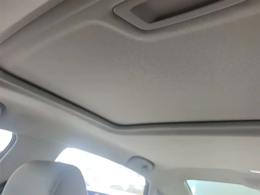 Buick Excelle 2019 15T Manual Elite Type China VI фото 18